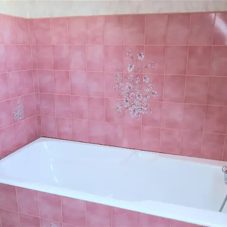 Vila Maison Avec Wifi, Jardin, A 900m De La De Trestraou A Ref 849 *